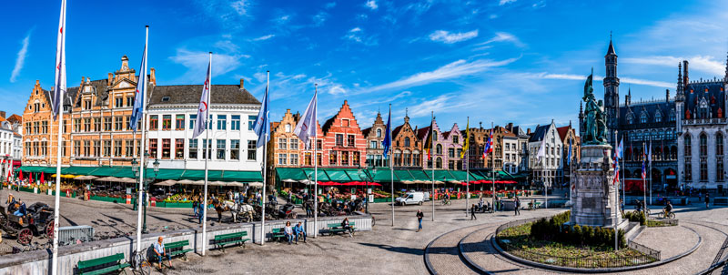 historischer Marktplatz in Brügge