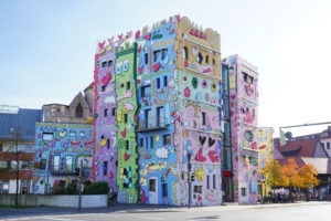 Happy RIZZI House