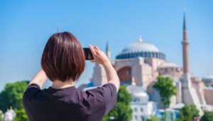 mit-smartphone-im-urlaub