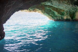 Blaue-Grotte-Lustica