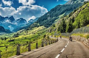 strasse-in-der-schweiz