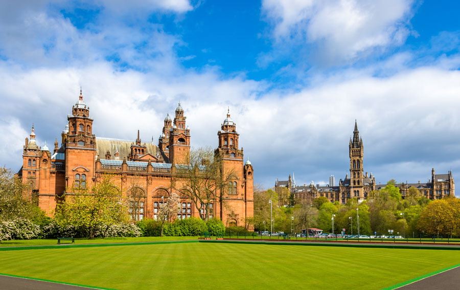 Kelvingrove Museum und Universität Glasgow