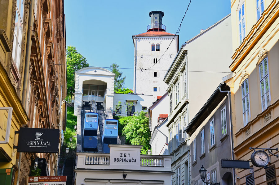 Zagreber Standseilbahn, die kürzeste Standseilbahn der Welt, in der Altstadt von Zagreb, Kroatien