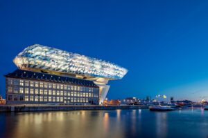 Städteurlaub in Brüssel und Antwerpen: Zwei Gesichter Belgiens erleben