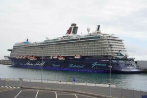 Mein Schiff 4