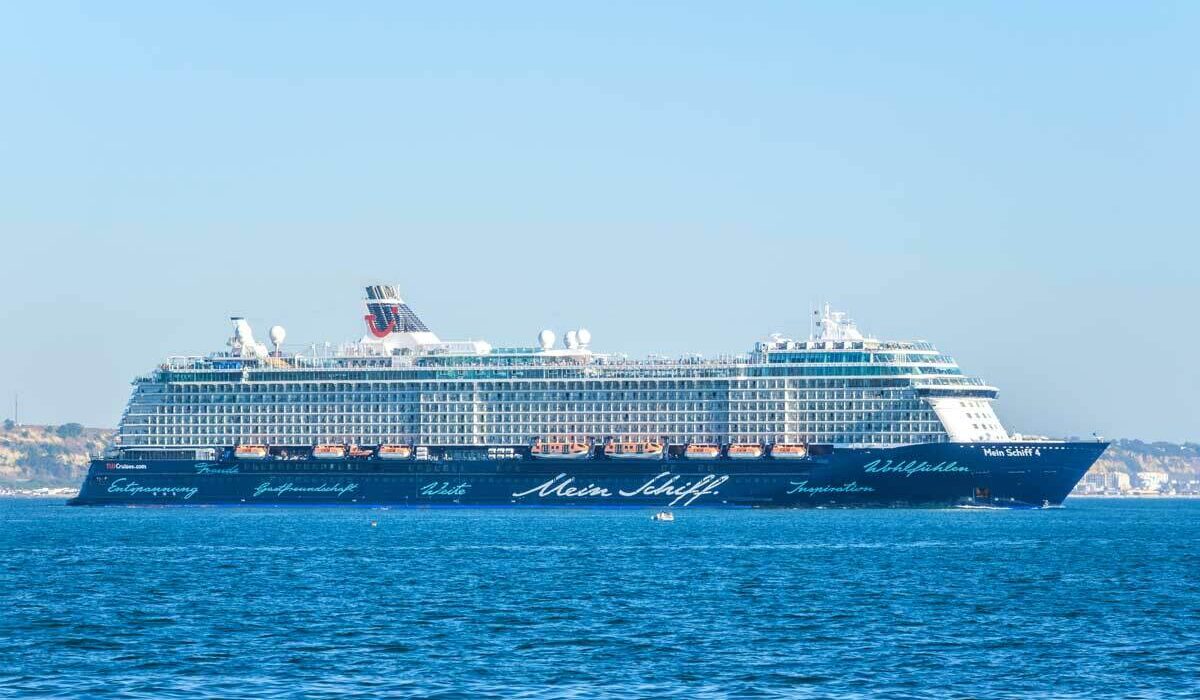 Mein Schiff 4