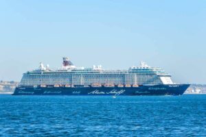 Mein Schiff 4
