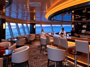 Symbolbild: Elegante Bar auf der Mein Schiff 4 mit Meerblick