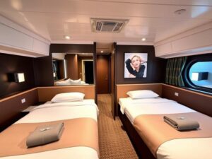Symbolbild: Innenkabine auf der Mein Schiff 4 mit modernem Design