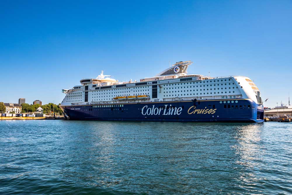 Color-Line-Cruises-Color-Fantasy-in-Oslo