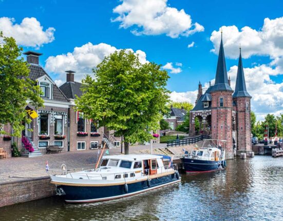 friesland-mit-dem-boot